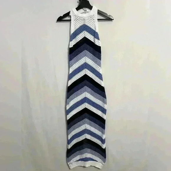 YFB Young Fabulous & Broke Crotchet Form Fitting Maxi Dress Medium - Picture 2 of 6